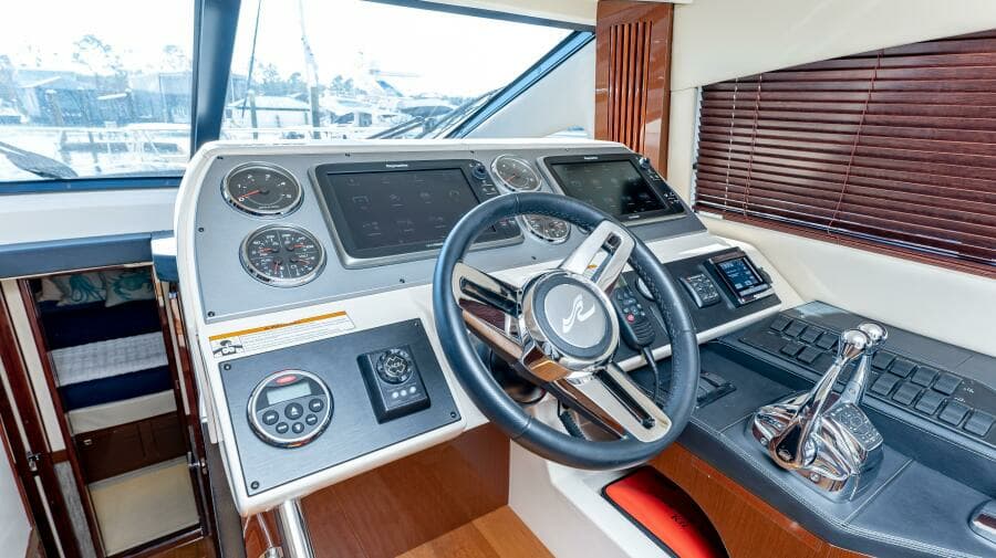 2016 Sea Ray 510 FLY