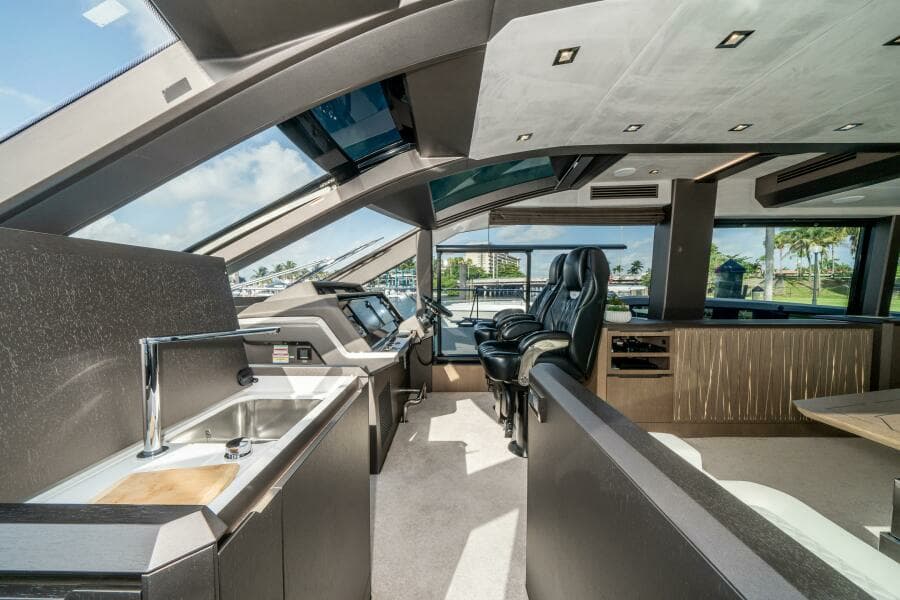 2019 Galeon 640 FLY