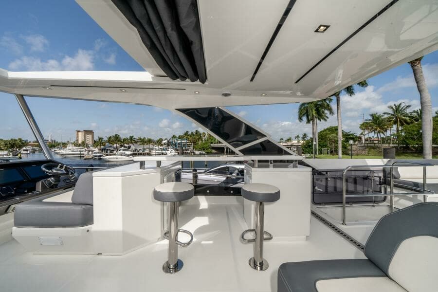 2019 Galeon 640 FLY