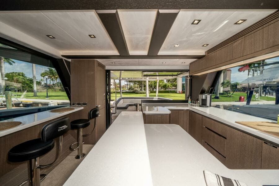 2019 Galeon 640 FLY