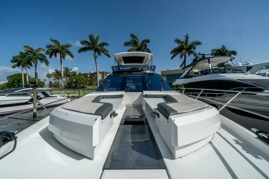 2019 Galeon 640 FLY