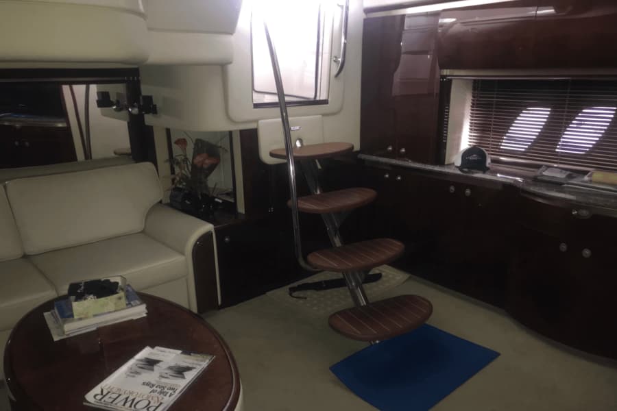 2009 Sea Ray 52 SUNDANCER