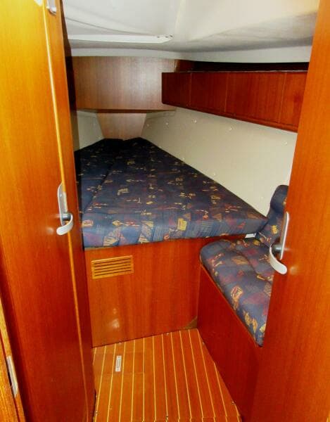 Fore Cabin entrance 2