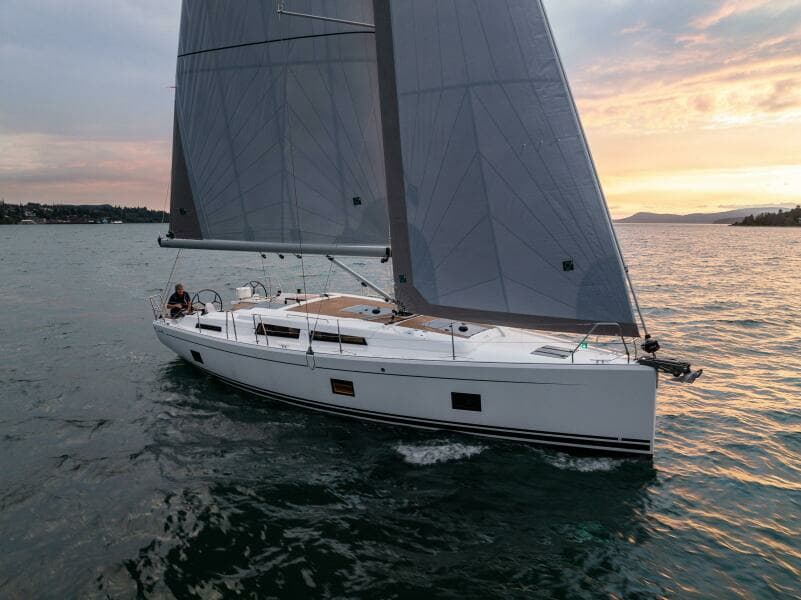 2023 Hanse 418