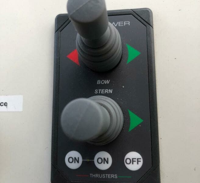 2005 Navigator 53 Classic PH