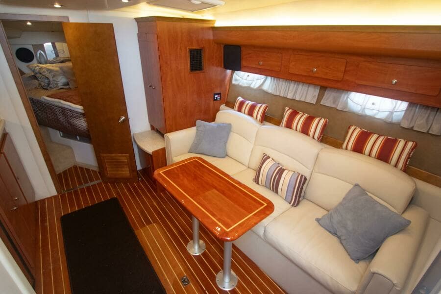 2008 Rinker 40 Express Cruiser