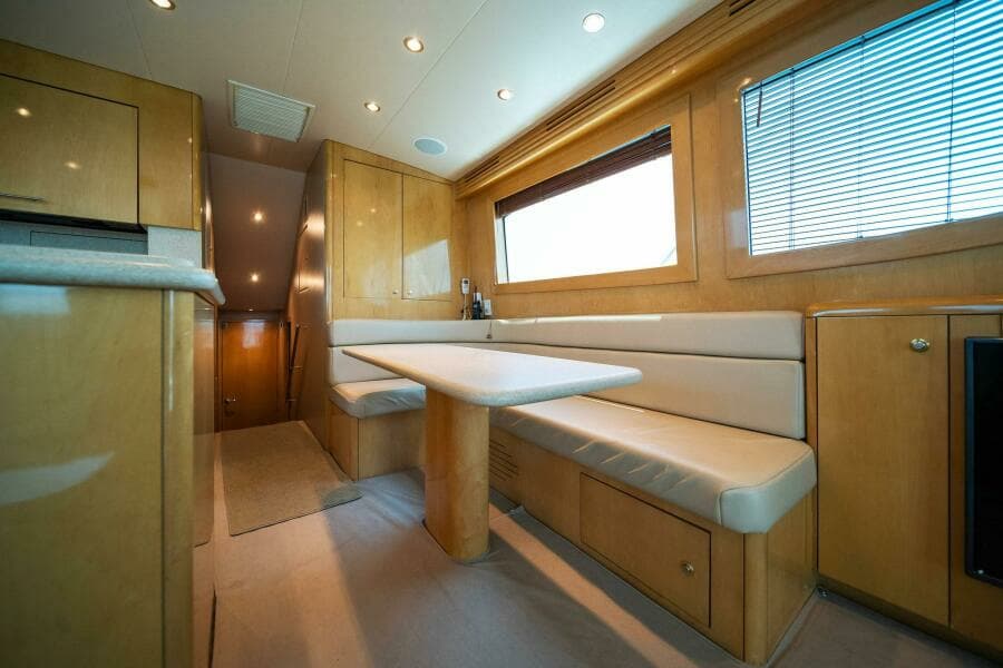 2003 Hatteras 54 Convertible - Big Boyd