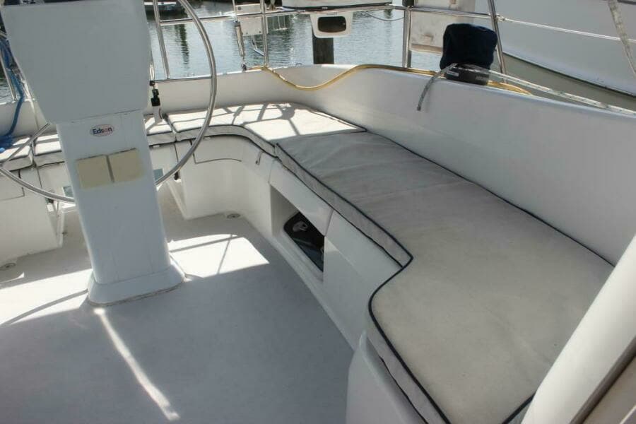 2003 Catalina 350