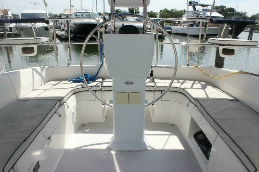 2003 Catalina 350