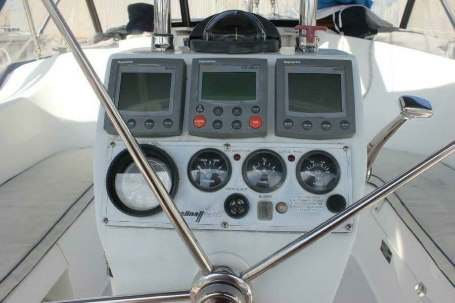 2003 Catalina 350