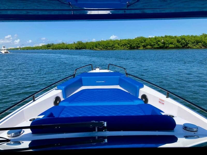 2019 Axopar 37 Sun-Top Brabus  Package