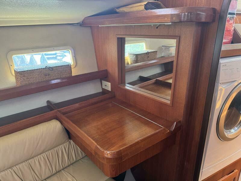 1994 Hunter Passage 42