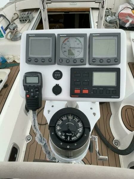 1994 Hunter Passage 42