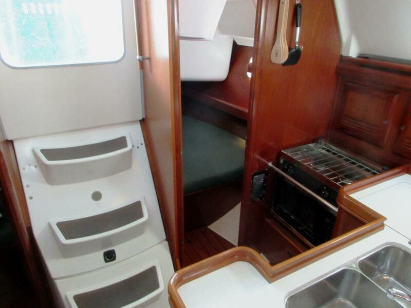 Companionway, engine access & Aft Cabin entrance, starboard side
