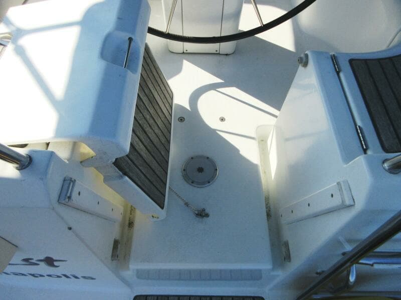 Walk-through Transom 