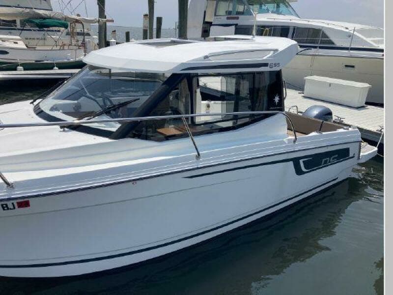 2018 Jeanneau NC695