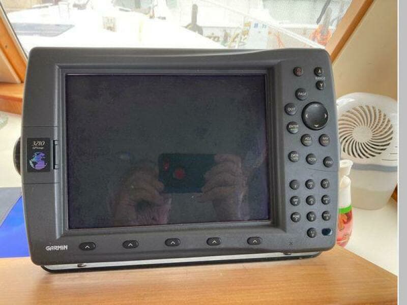 2003 Mainship 390 Trawler