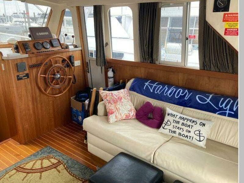 2003 Mainship 390 Trawler