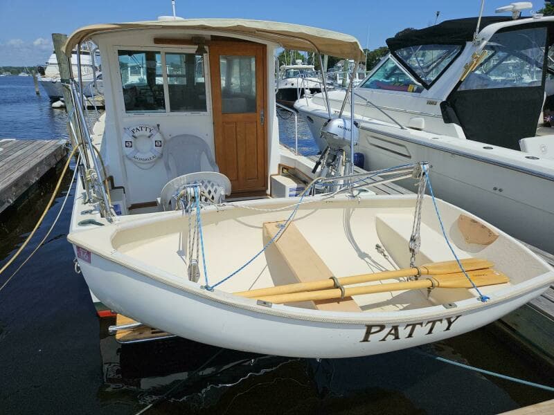 1990 Cape Dory 