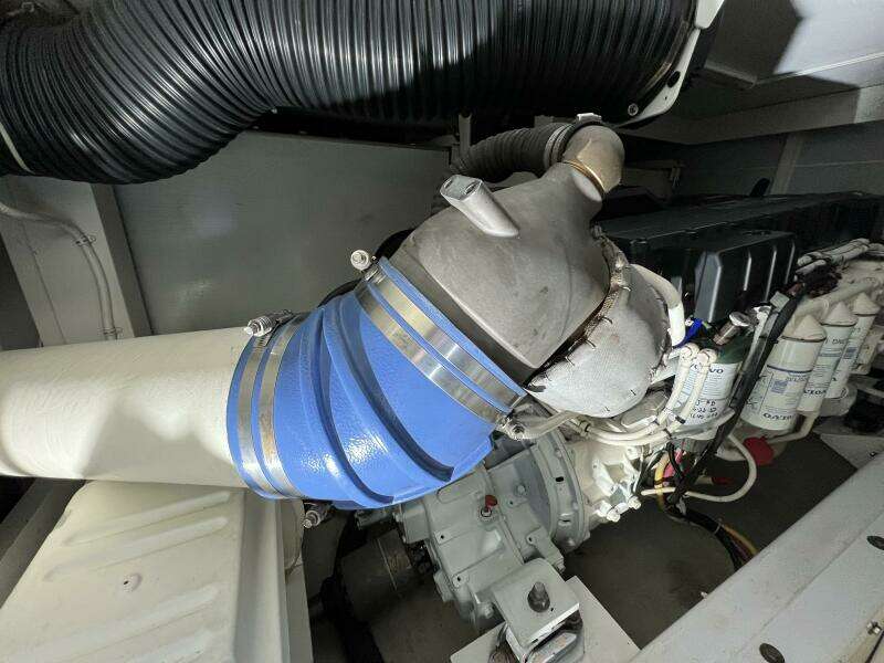 2008 Marquis 59 Fly Bridge - Markham Edition