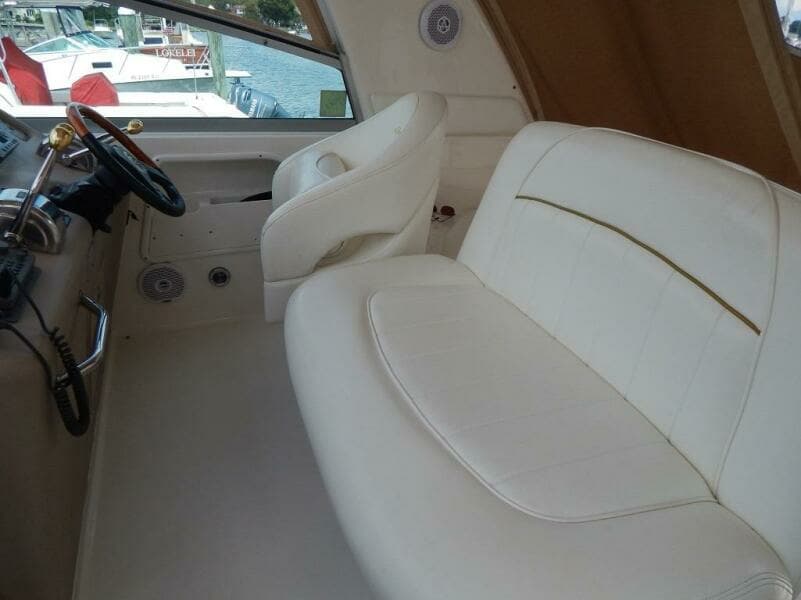 2002 Sea Ray 310 Sundancer