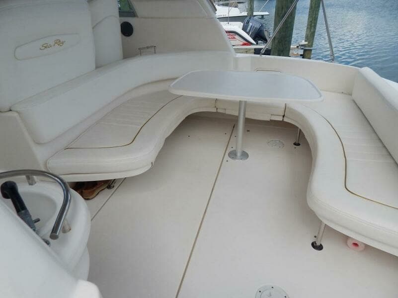 2002 Sea Ray 310 Sundancer
