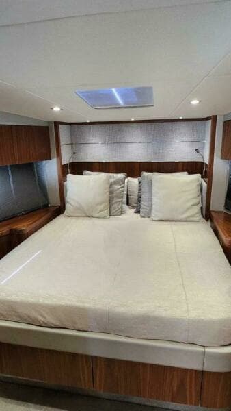 2018 Sunseeker Predator