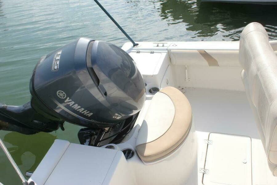 2012 Sailfish 2080