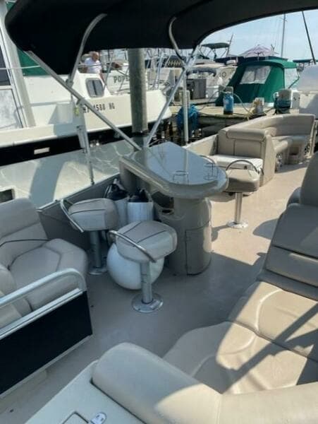 2016 Avalon Catalina Entertainer 2585