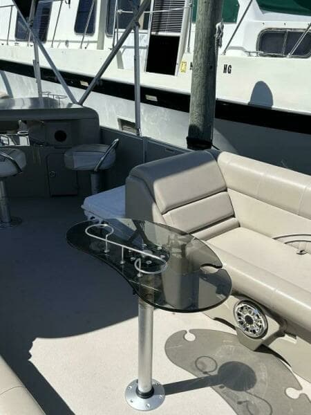 2016 Avalon Catalina Entertainer 2585