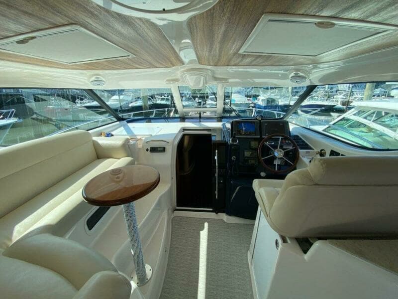 2009 Tiara Yachts 4300 Sovran