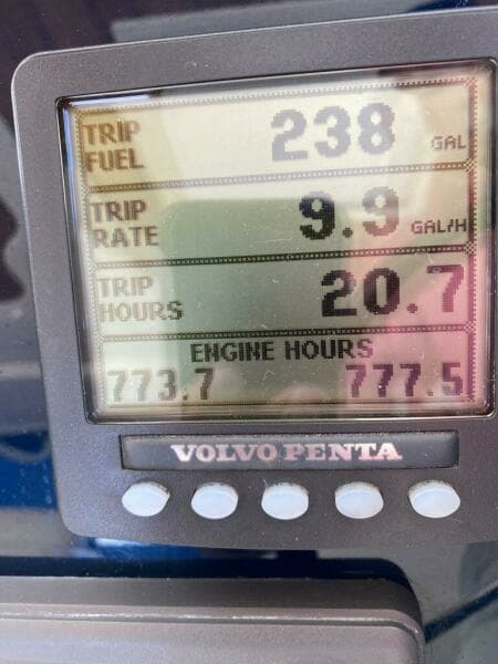 2009 Tiara Yachts 4300 Sovran