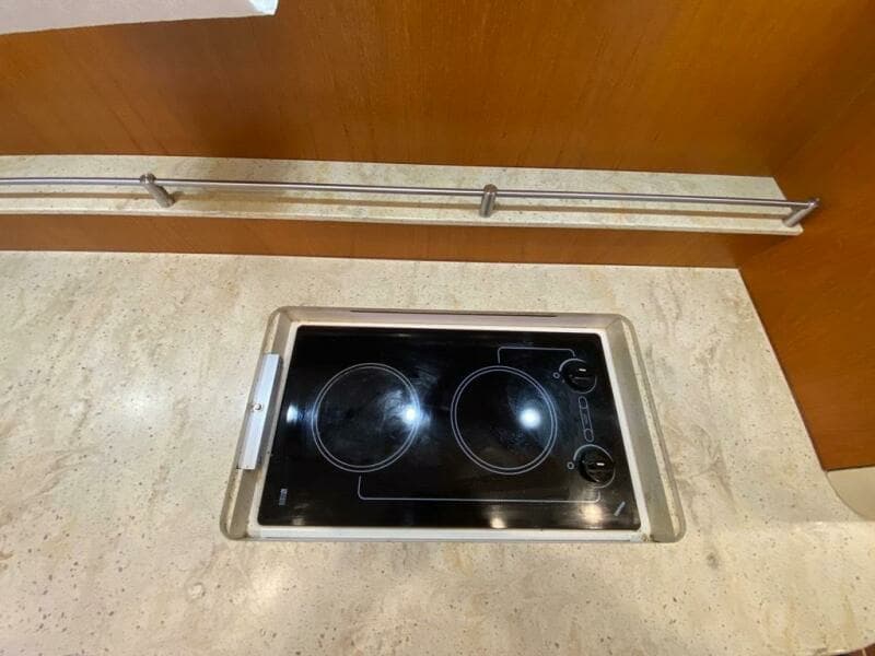 2009 Tiara Yachts 4300 Sovran