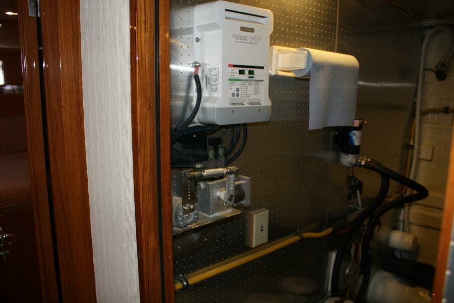 2000 Jefferson 56 Rivanna