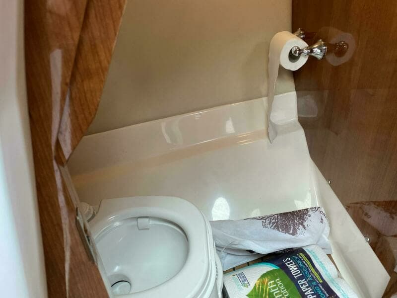 2012 Regal 2550 Cuddy