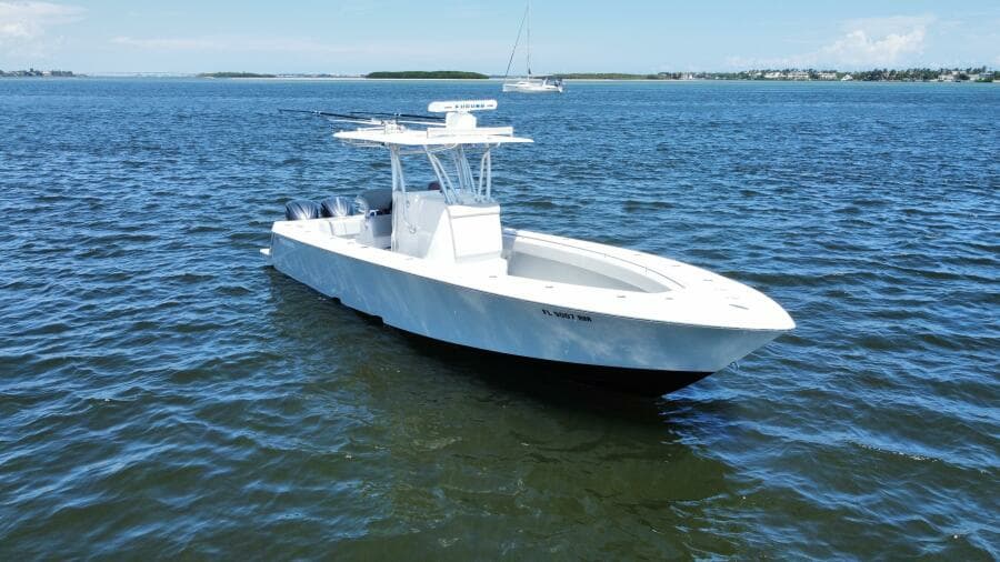 2018 Contender 32 ST