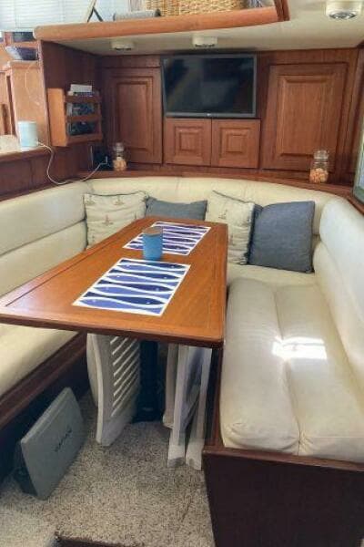 1989 Viking 41 Convertible