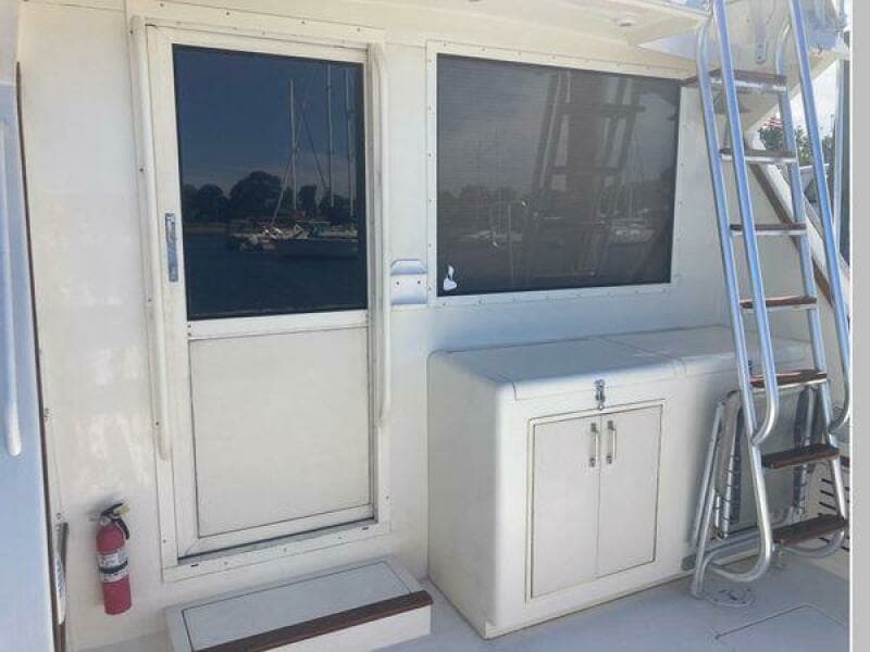 1989 Viking 41 Convertible