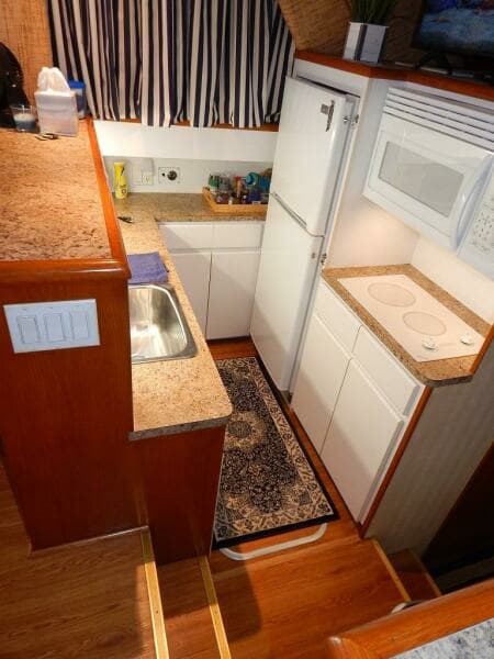 1994 Hatteras Convertible