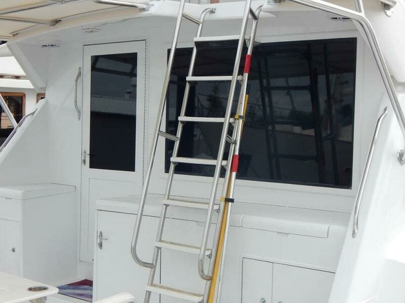 1994 Hatteras Convertible