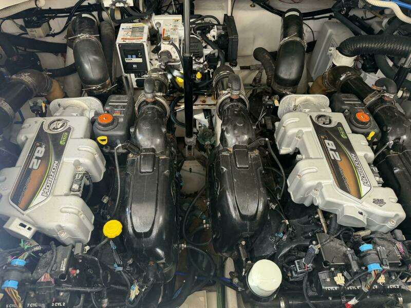 2016 Sea Ray 350 Sundancer