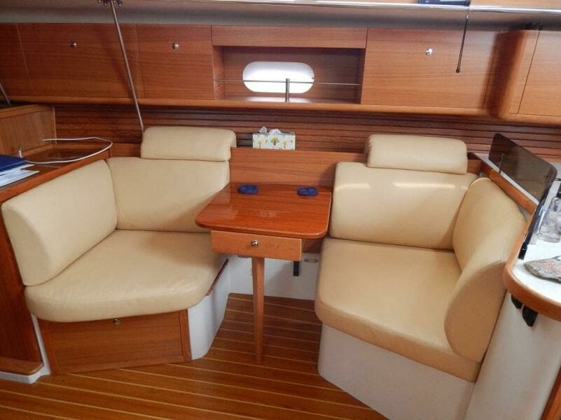 2015 Catalina 385