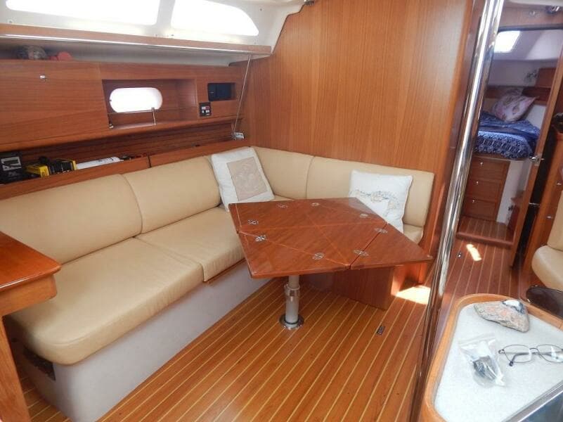 2015 Catalina 385