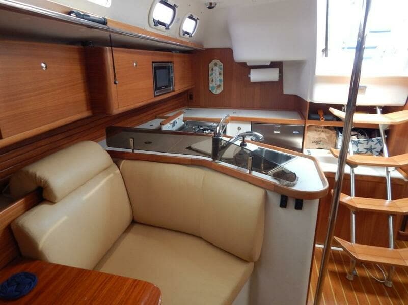 2015 Catalina 385