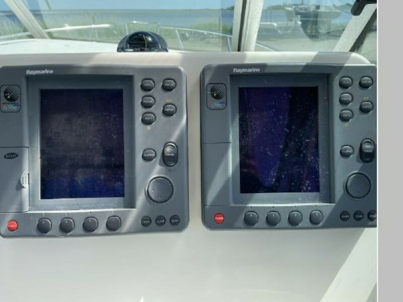 2003 Pursuit 2870 Walkaround