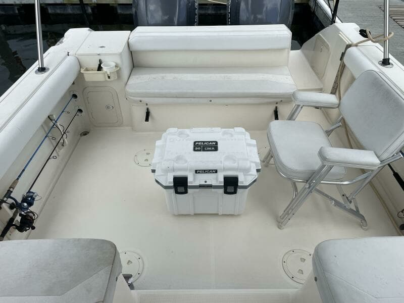 2003 Pursuit 2870 Walkaround