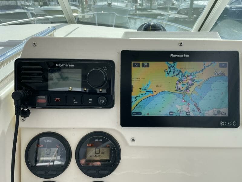 2003 Pursuit 2870 Walkaround