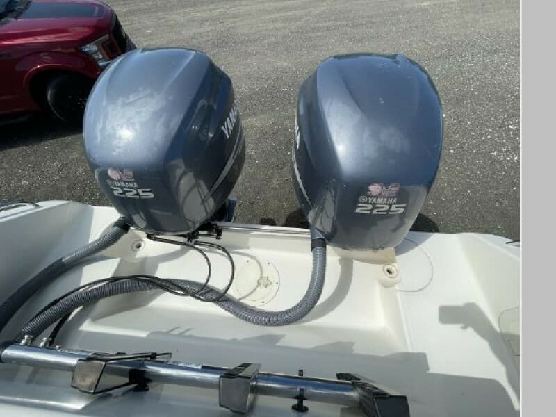 2003 Pursuit 2870 Walkaround