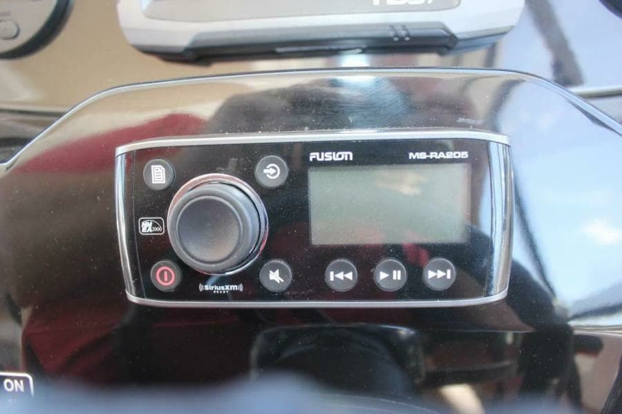 2016 Jeanneau 795 Merry Fisher