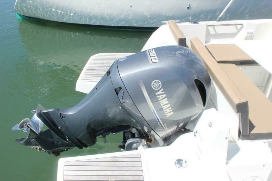 2016 Jeanneau 795 Merry Fisher